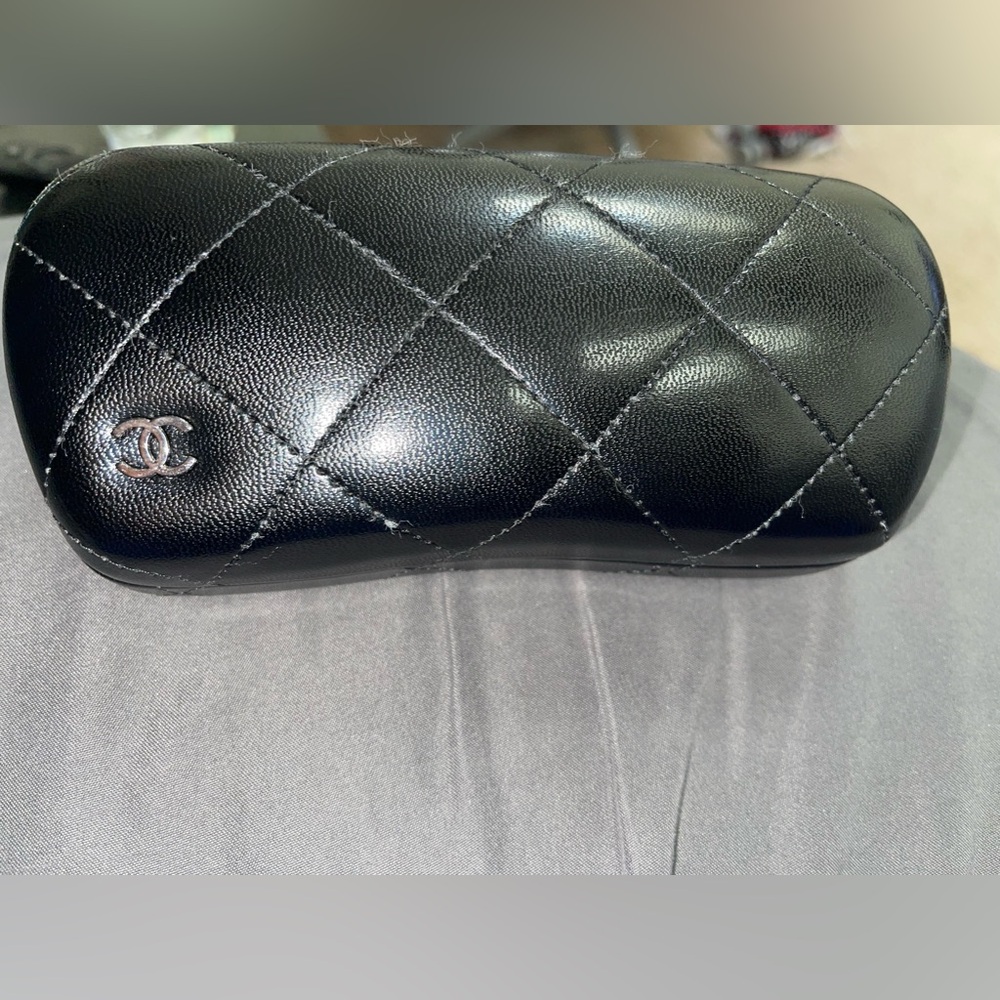 Excellent condition Chanel Eye/Sunglasses case with box